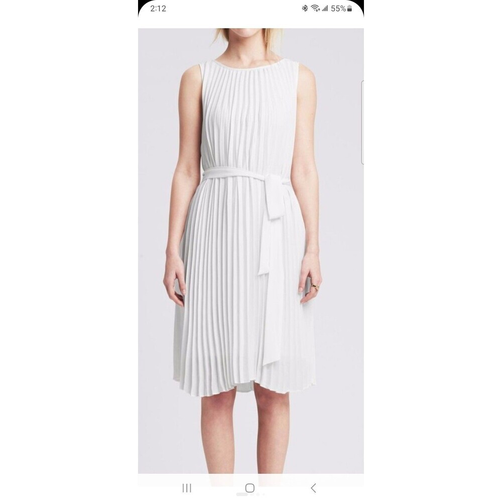 Banana Republic white trapeze dress 2 pleats sleeveless lined wedding graduation